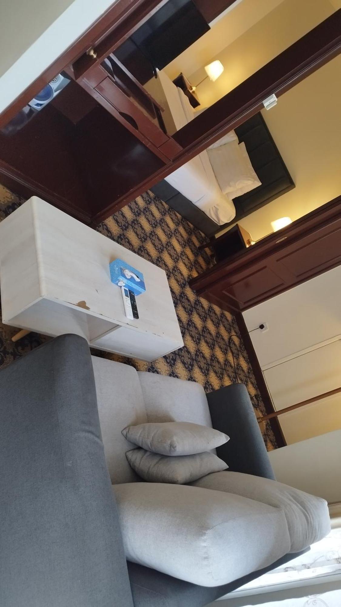 Apartment Golden Service At Times Square Kl *