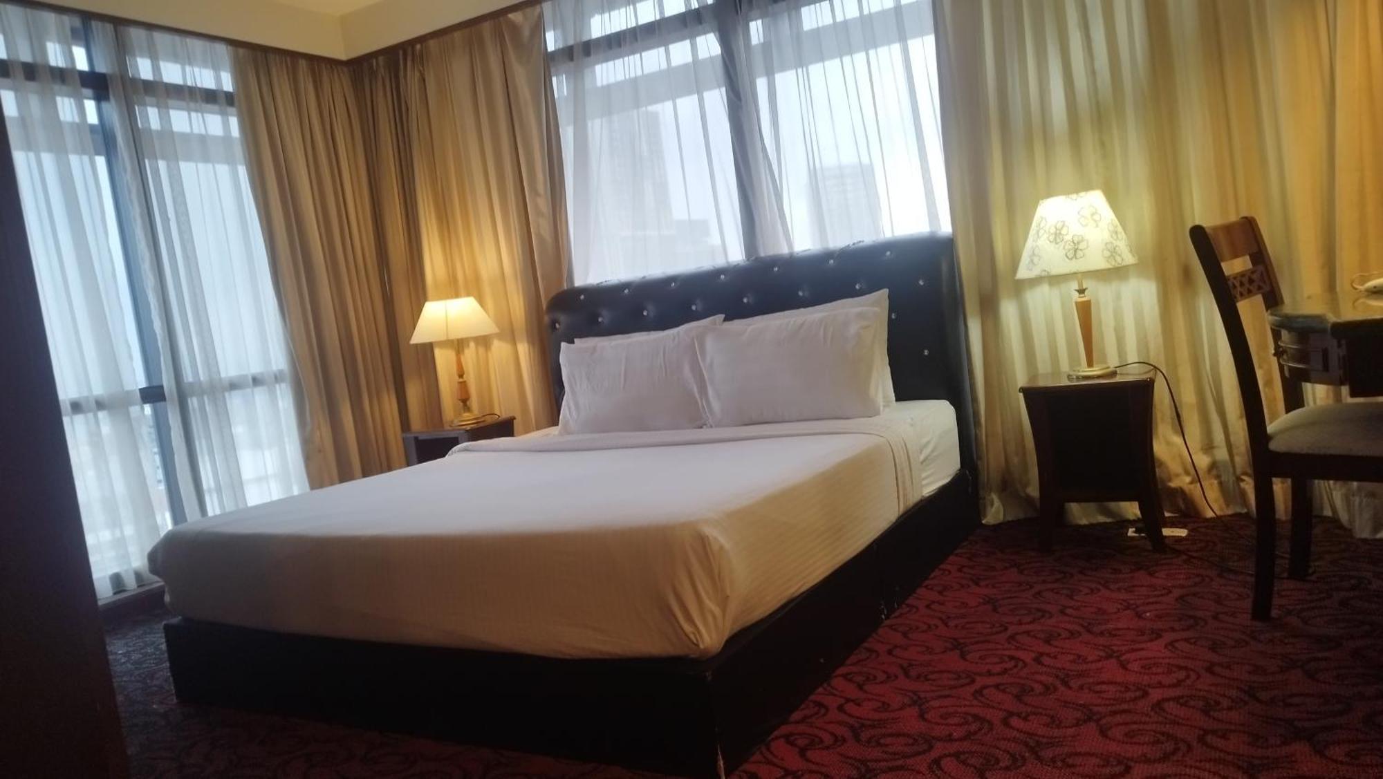 Pangsapuri Golden Service At Times Square Kl